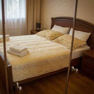 Гостиница Центр Симферополь ПОЛУЛЮКС (ДВУХКОМНАТНЫЙ)-3