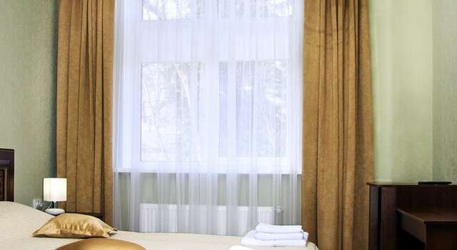 Гостиница Центр Симферополь-98