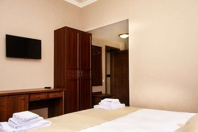 Гостиница Центр Симферополь-86